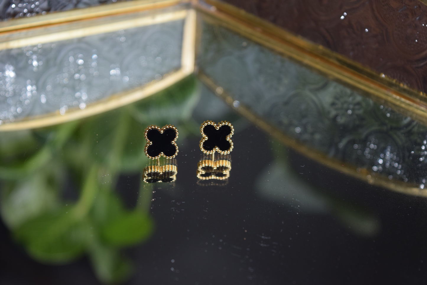 Clover Inspires earring