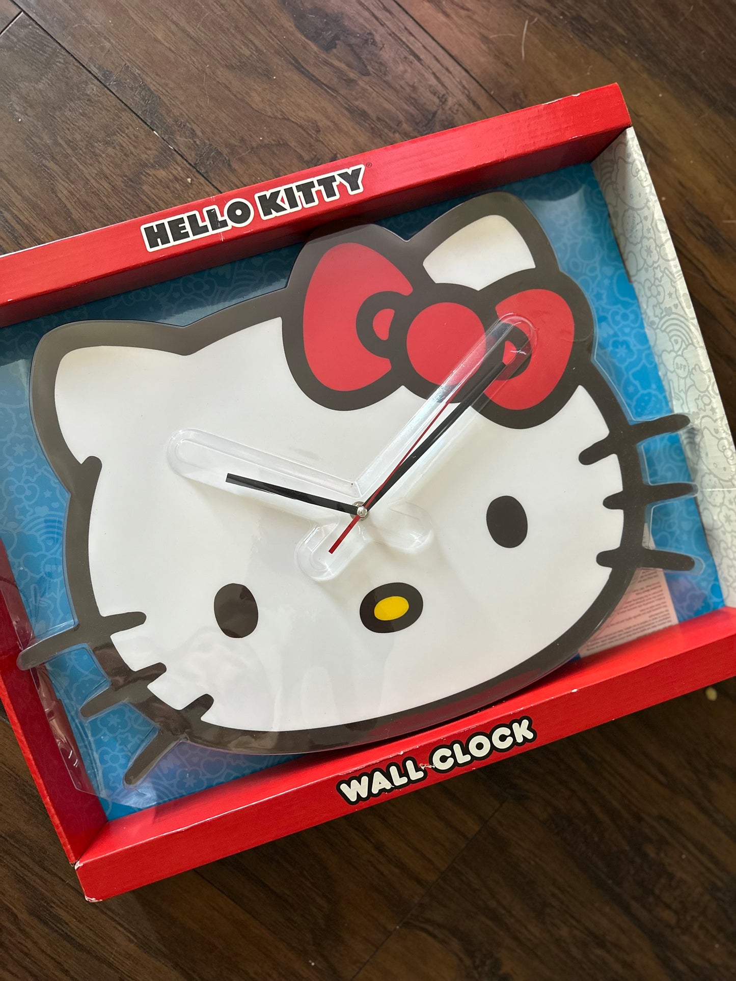 HK WALL CLOCK