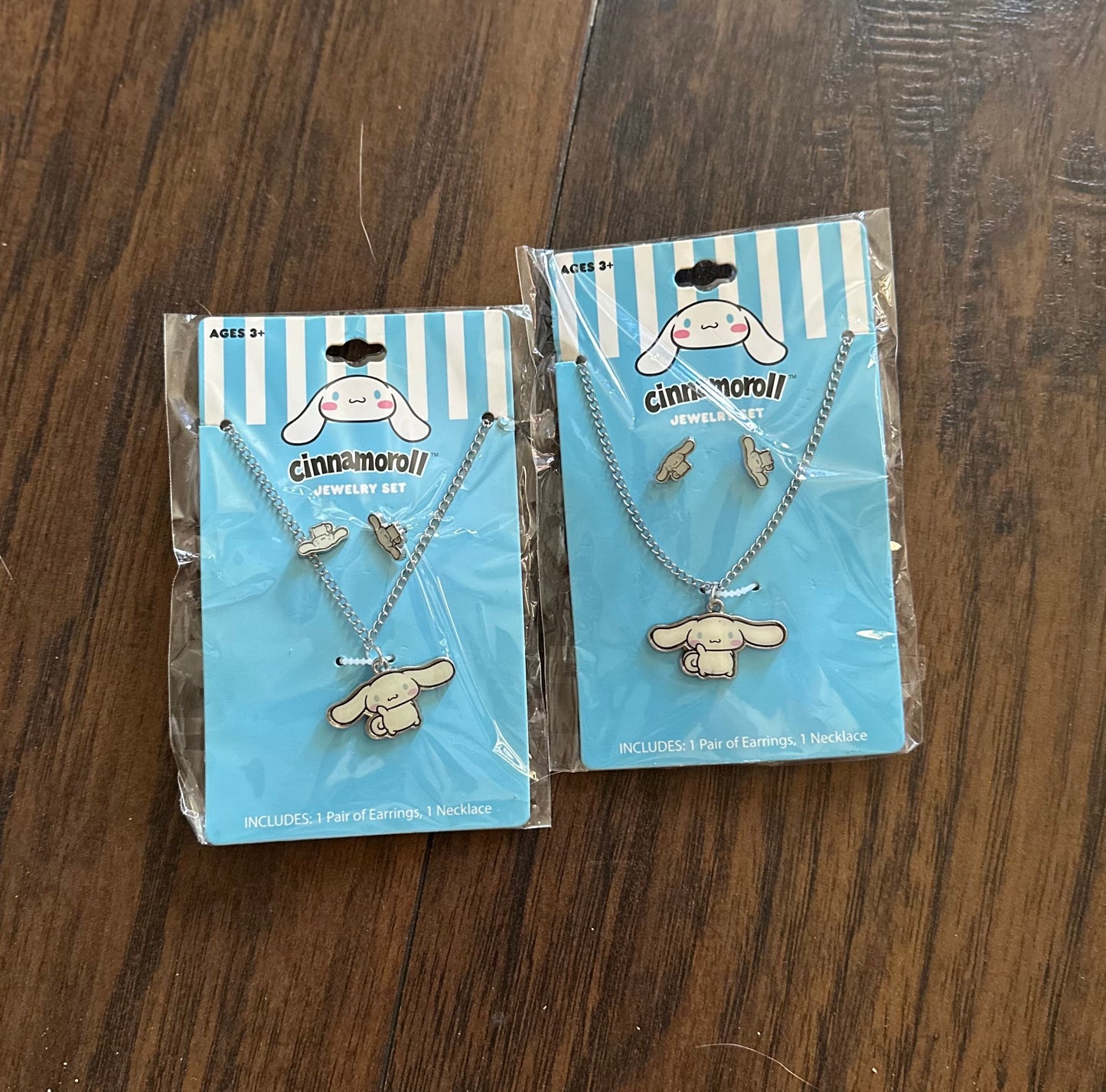 HK CINNAMONROLL NECKLACE